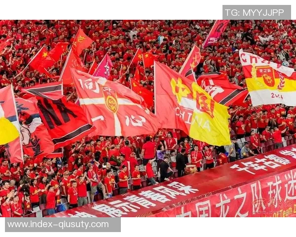 中国男篮迎战希腊队全力以赴争取胜利展现团队精神与实力